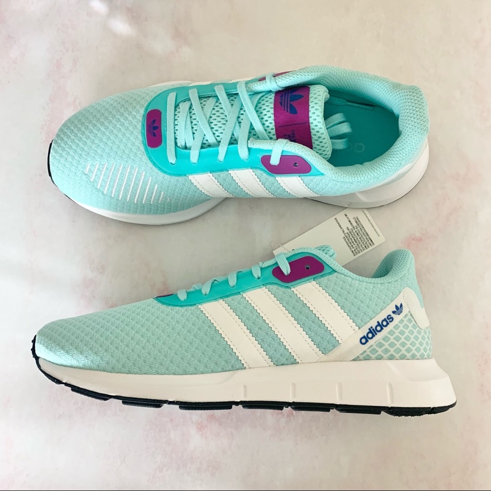 Adidas Swift Run RF Sneakers
